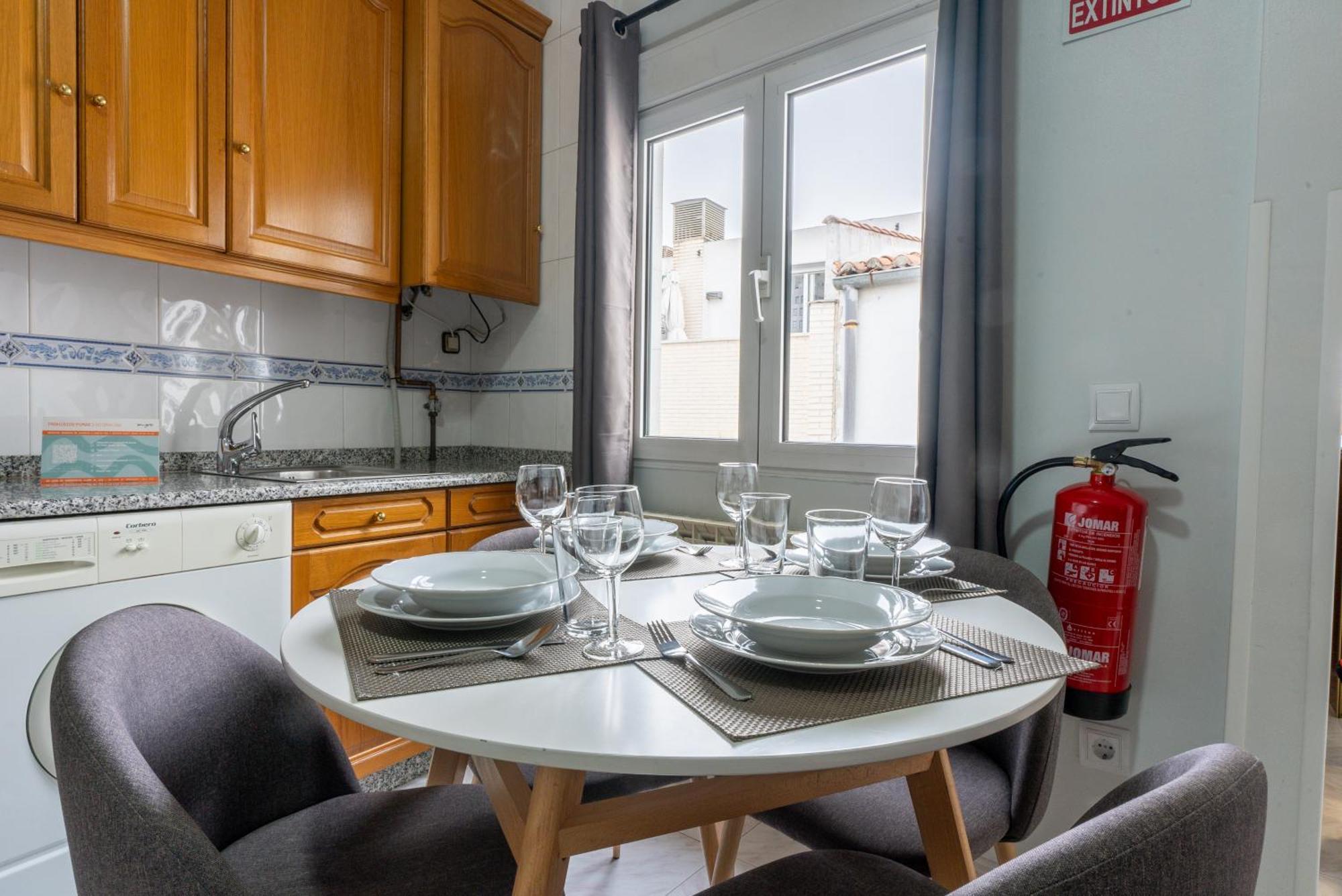 Smartr Madrid Chueca Aparthotel Екстериор снимка